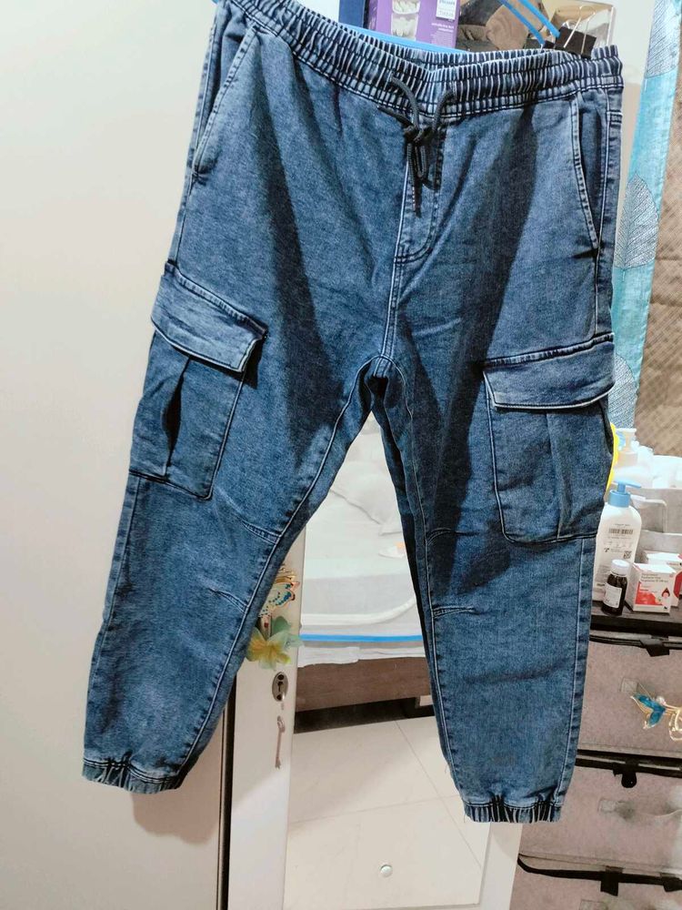 Joggers Style Cargo Jeans