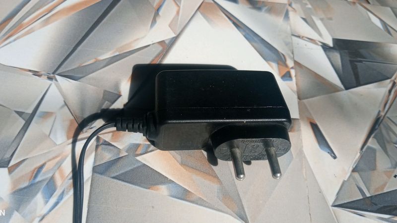 12 V Power Adaptor/Charger Used For Wifi Routers