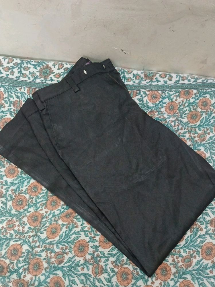 FORMAL PANT FOR MEN @Rs. 150/- Flat Buy 2@199/-