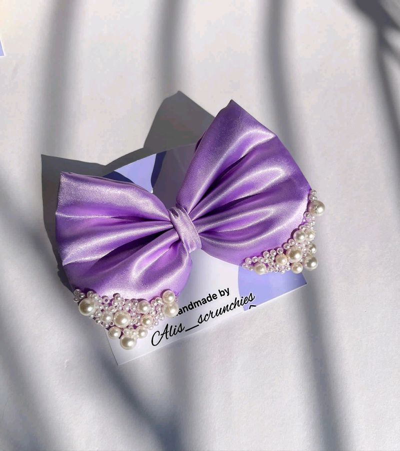 Pearl Bow Clip