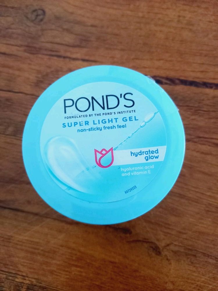 Ponds Super Light Gel