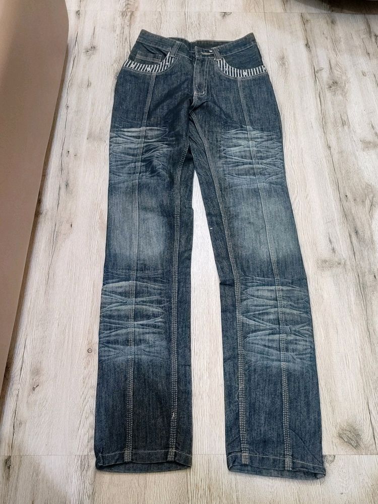 Best Jeans  (Waist : 28) (E :8)