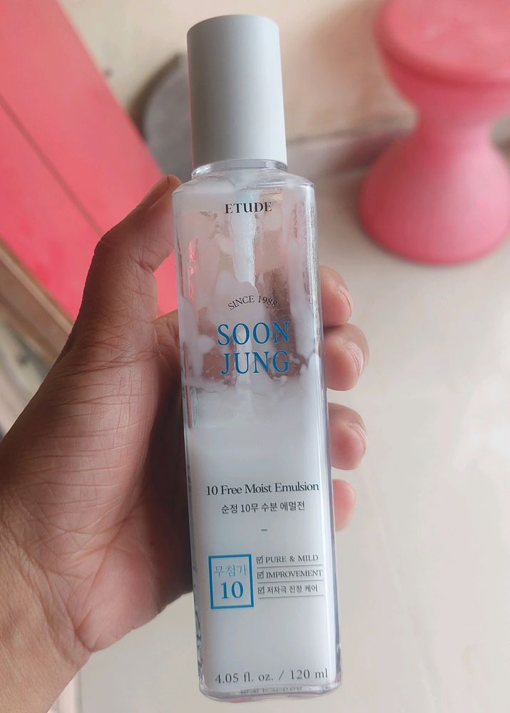 Etude House Soon Jung Moist Emulsion