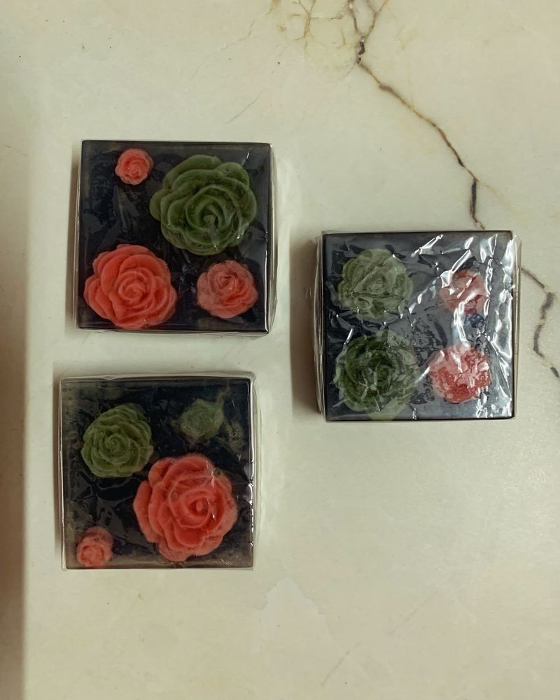 Handmade Set Of 4 Fancy  Charcoal Soaps