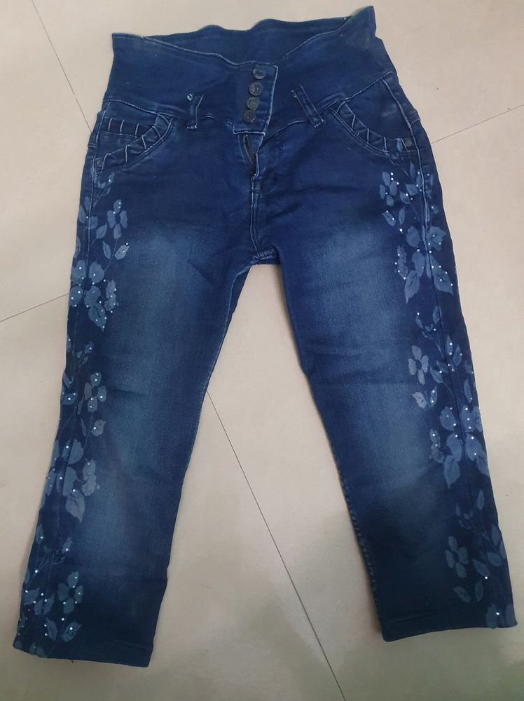 Blue Denim Capri For Girls (Teens/ Women)