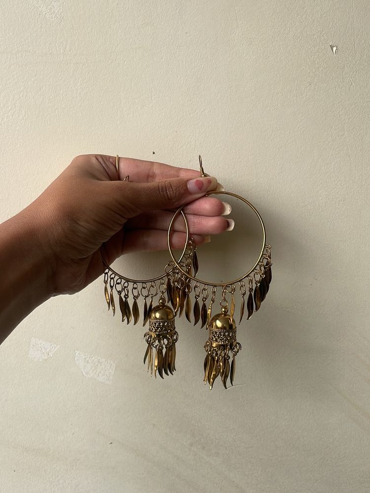 Golden Jhumka’s