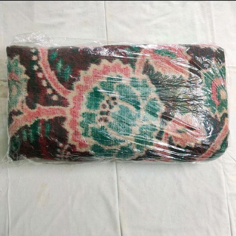 🆕 Red Green Double Blanket