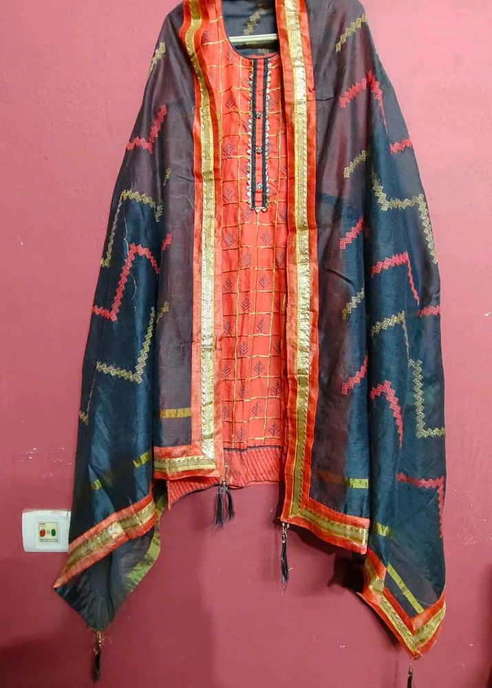 Women Kurta With Dupatta (L) Size