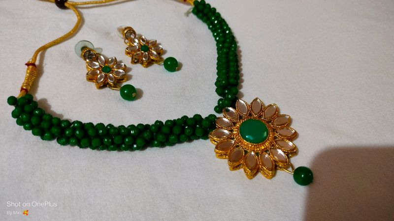 💚 Green Necklace For Mehndi Function & Festival