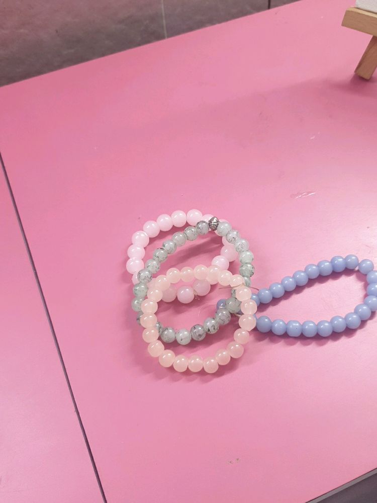 cute pastel beaded bracelets!!!