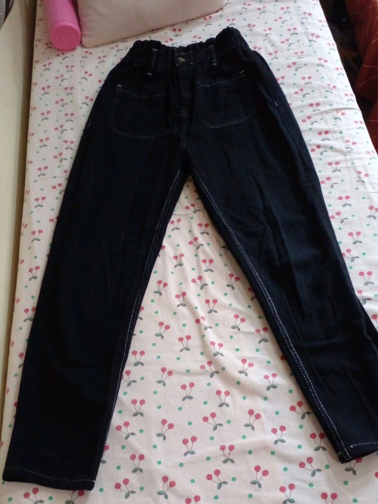 Brand New Black Straight Fit Jeans.