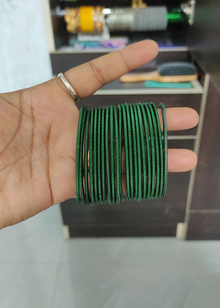 Metal Plain Green Bangles Set Of 20 Pcs