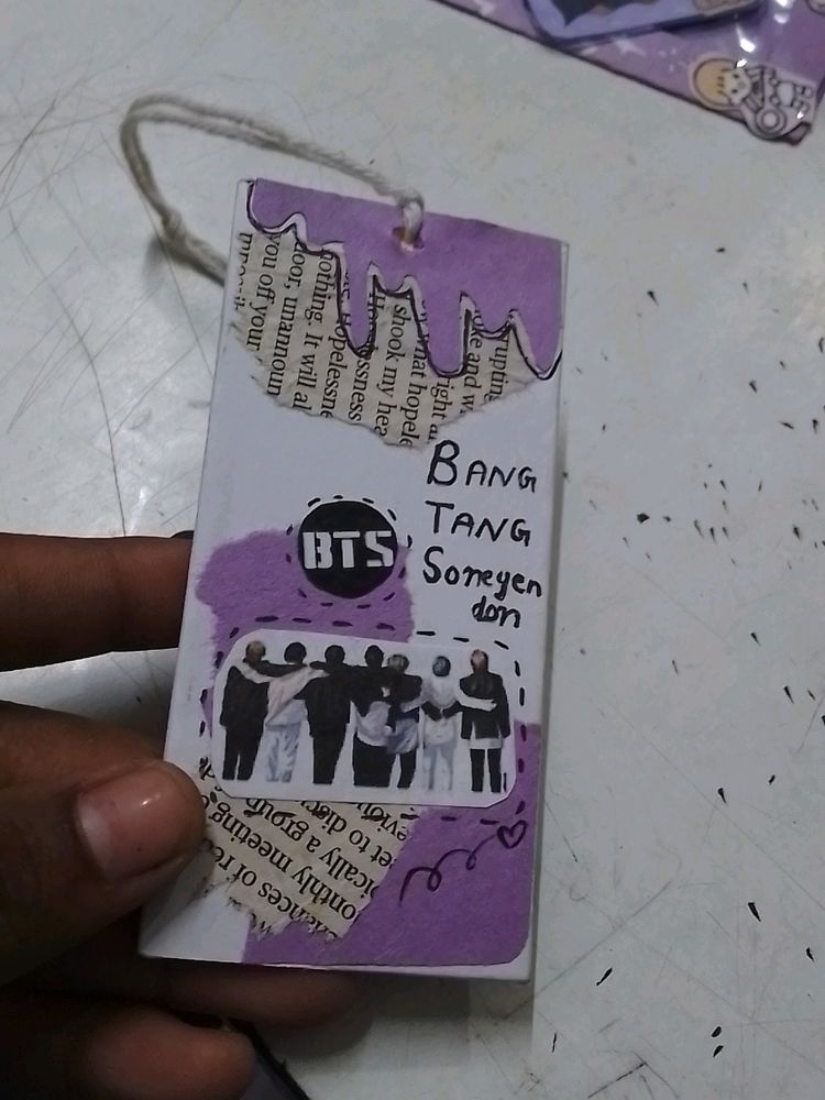 Diy BTS Bookmark