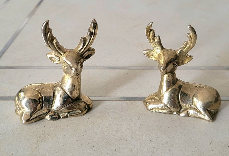 Brass Deer Pair In Sitting Posture