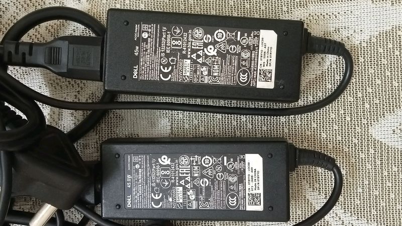 DELL LAPTOP CHARGER NEW AND ORIGINAL