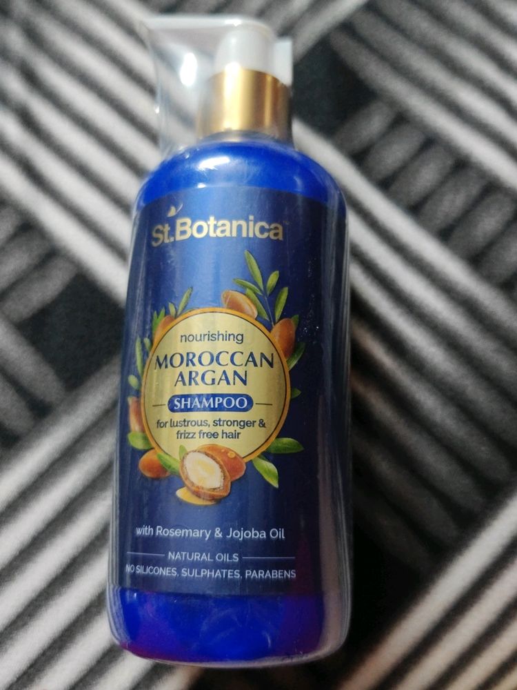 St.Botanica Shampoo