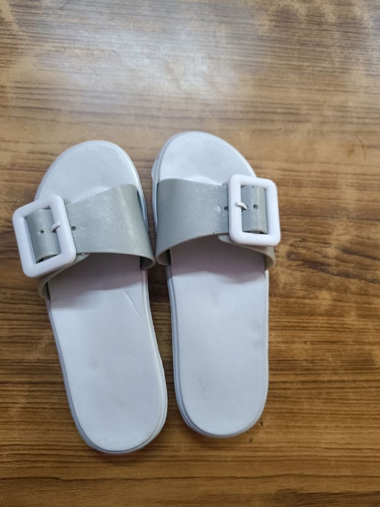 Women Flip-flops