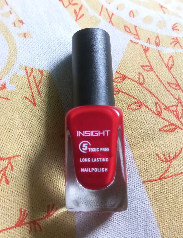 INSIGHT Red Nail Polish💅