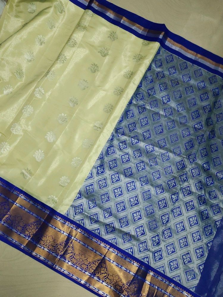 New Saree With Unstitched Blouse Piece💙