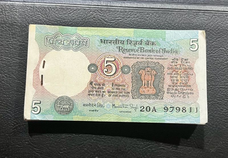 5rs Signed By Man Mohan Singh 90pcs Serial