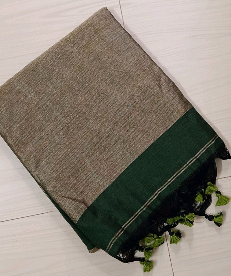 Soft Khadi Cotton Saree (Green 💚 golden  💛)