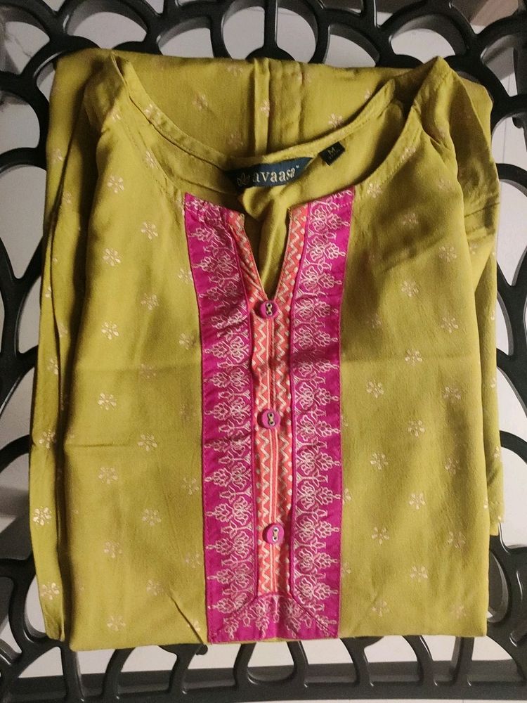 Mehendi Green Kurti Best Suited For Casual Wear