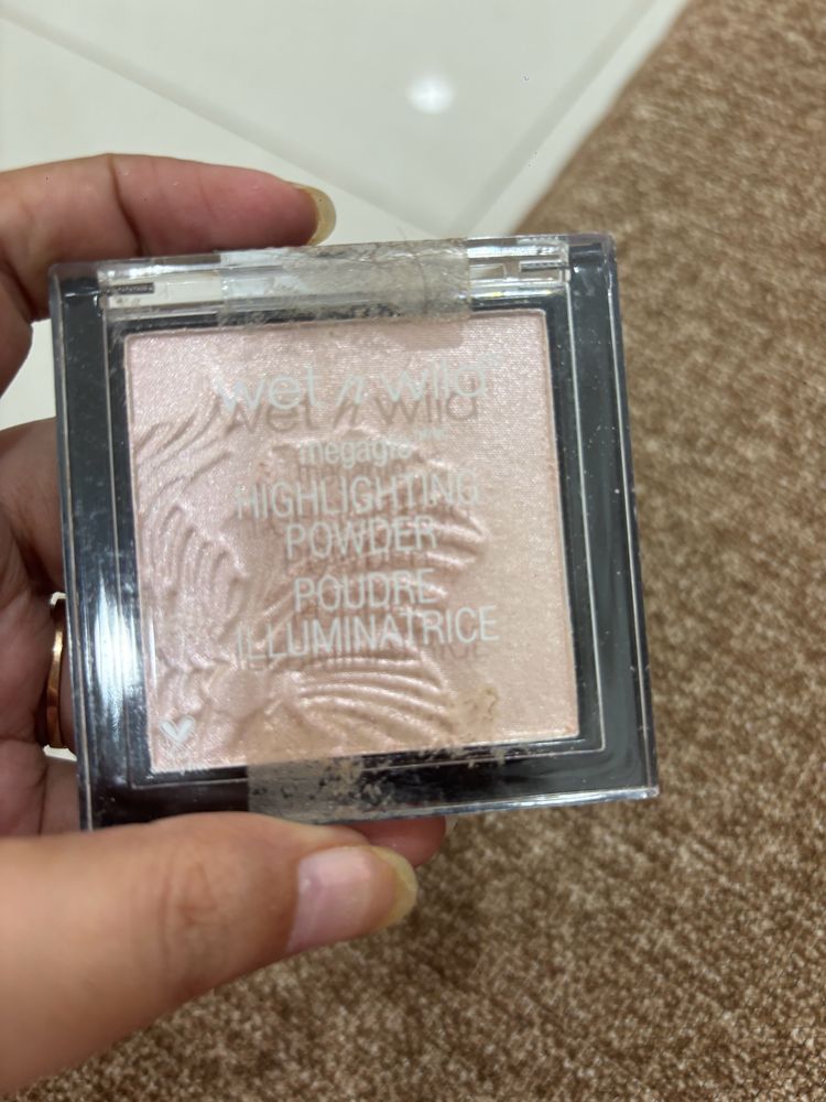 Wet N Wild Highlighter