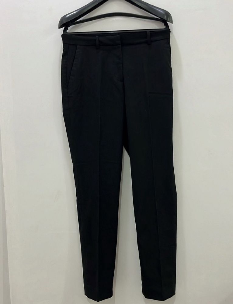 45% Discount On Women's H&M Cigarette Trousers