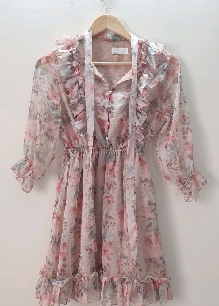 Mini floral dress (Size :- Small)