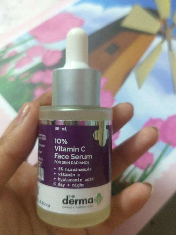 Derma co Vit c Serum