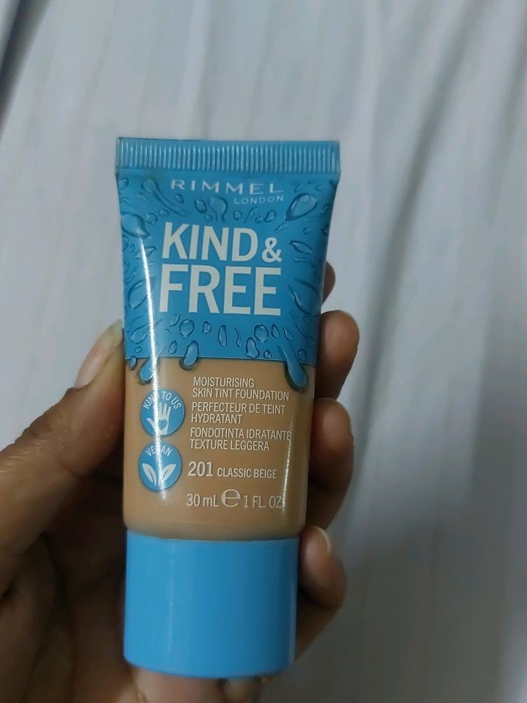 Rimmel London Skin TINT