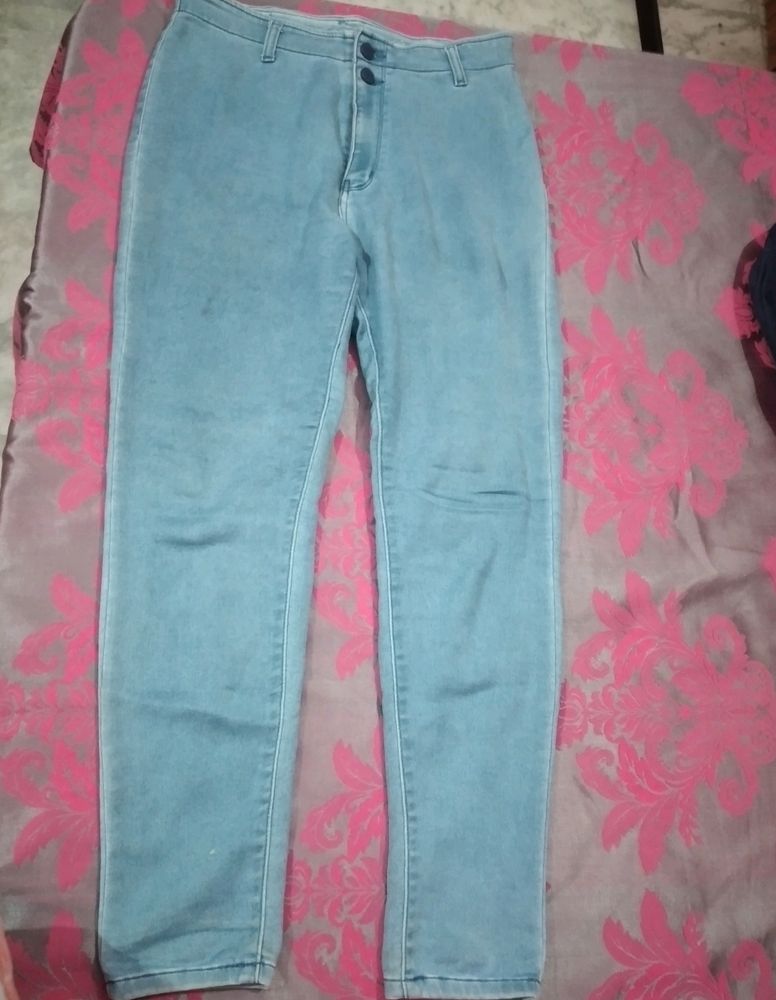 New Unused Skinny Jeans For Women