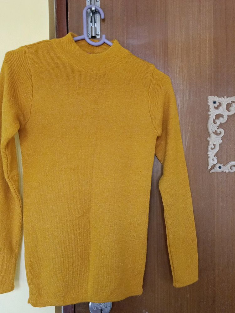 Mustard Sweat Shirt