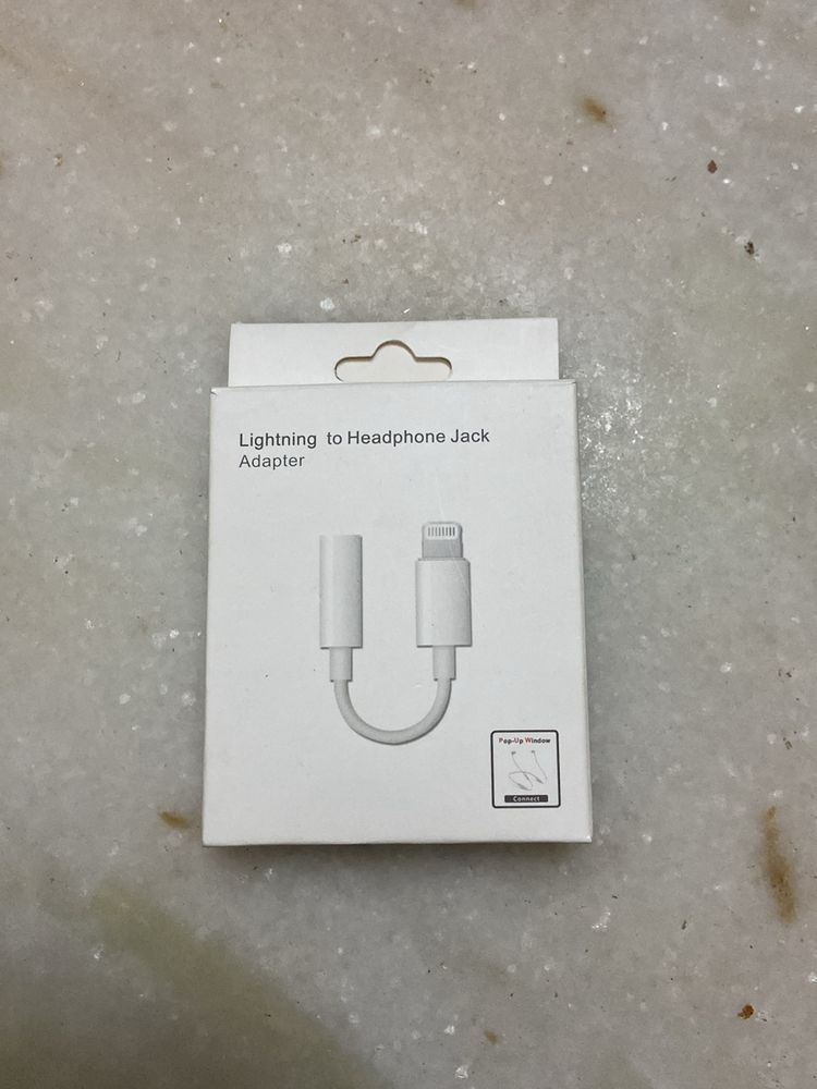 IPHONE HEADPHONE ADAPTER