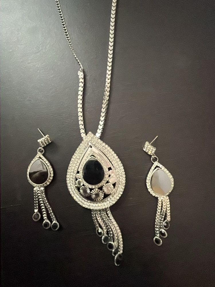 Arabic Neck And Ear Set