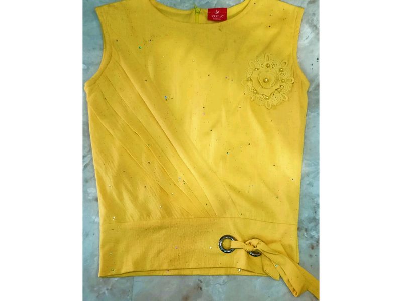 New Beautiful 4-6 Years Girls Yellow Colour Top