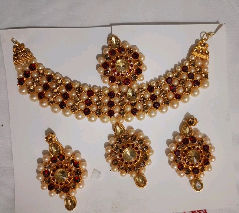 Girls Nacklace Set For Wedding Wear