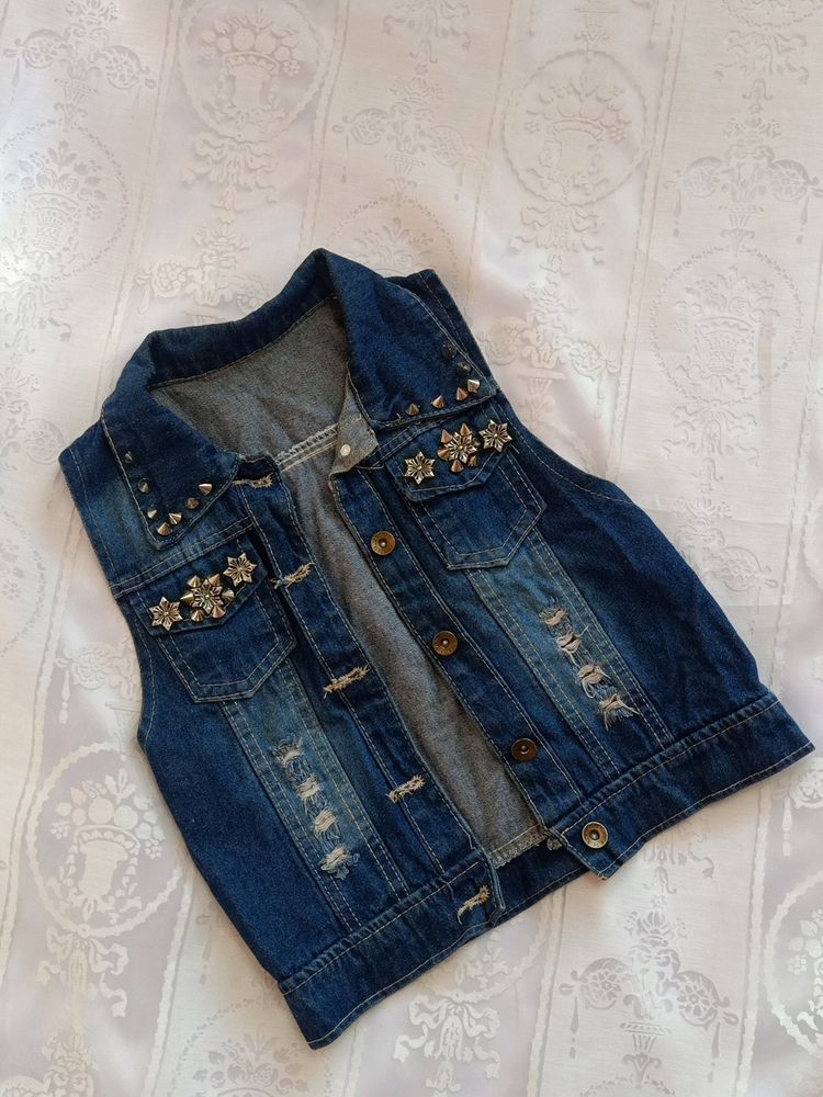 Sleeveless Denim Vest