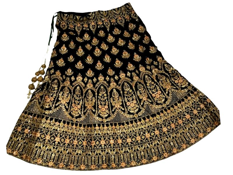 Festive Or Wedding Wear Dark Green Lehenga