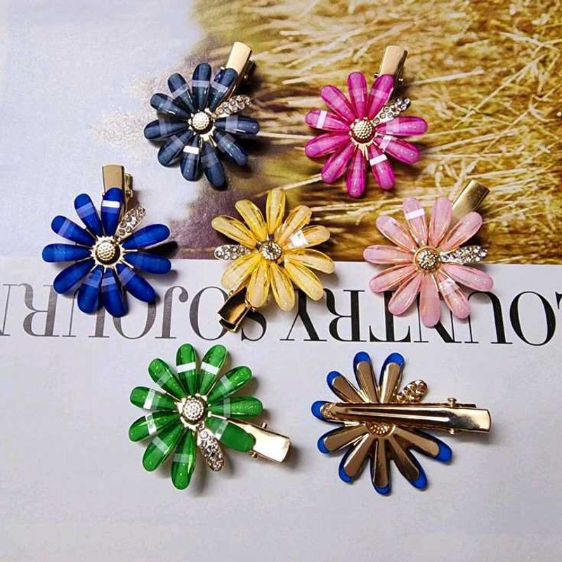 Rhinestone Flower Clips