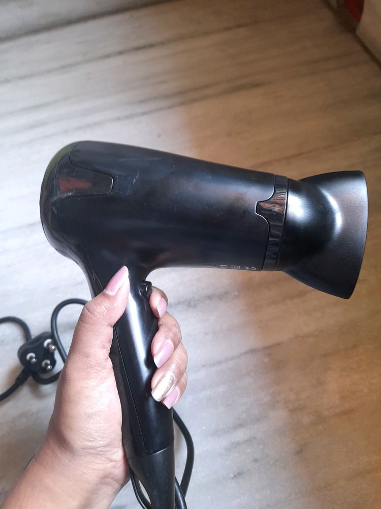 Havells Hair Dryer...with Cool Slot...