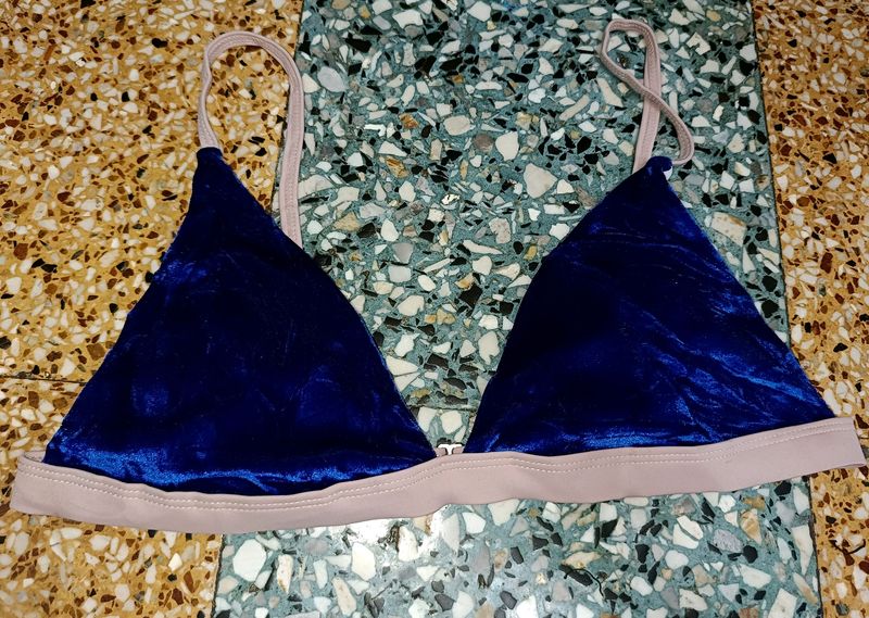 3 Combo Velvet Brasial For Women Only Rs 220