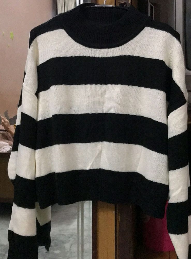 H&M Black And White Sweater