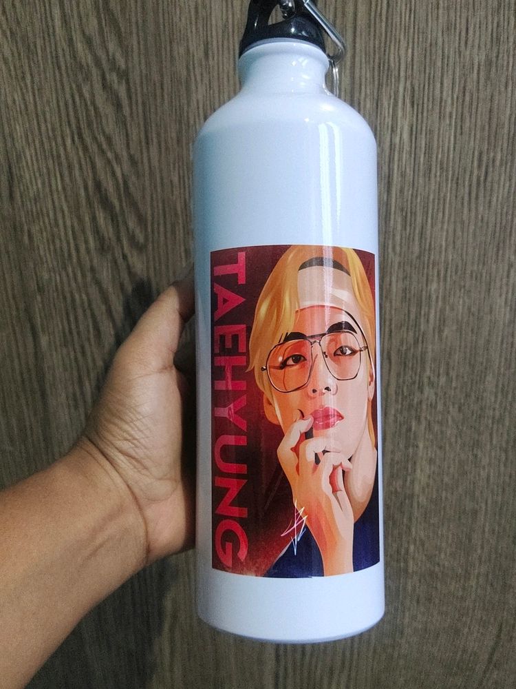 600ml Water Bottle:BTS Taehyung Art Printed