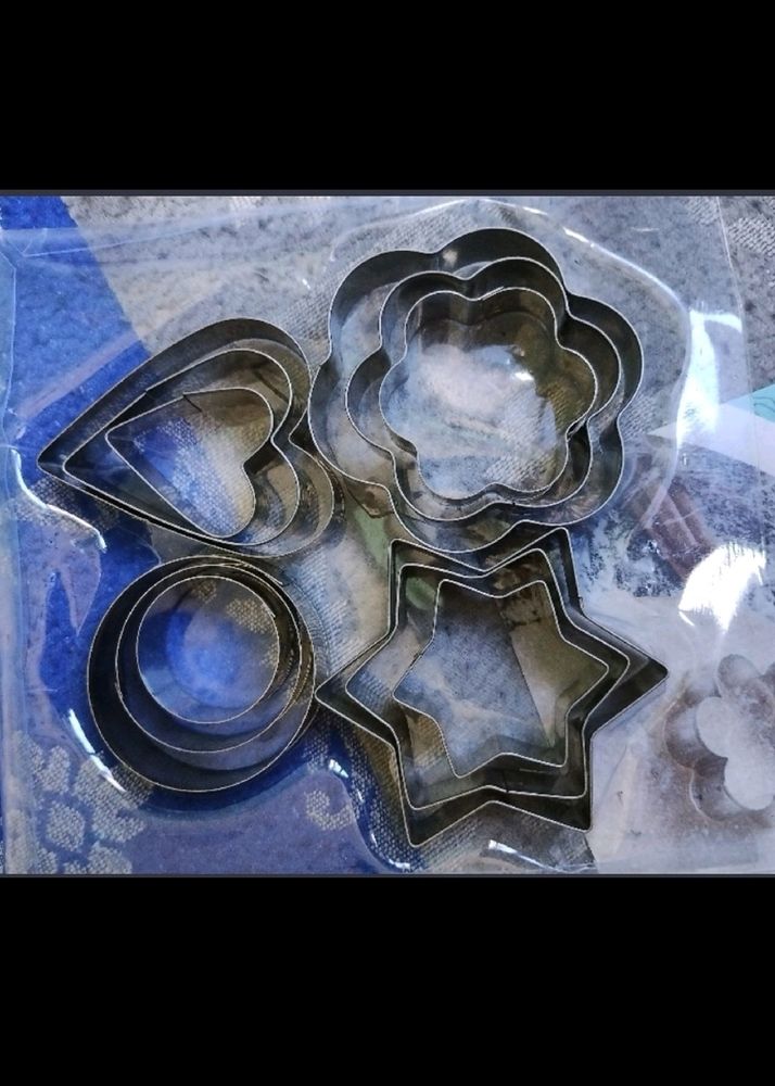 COOKIES CUTTER -8 PCS