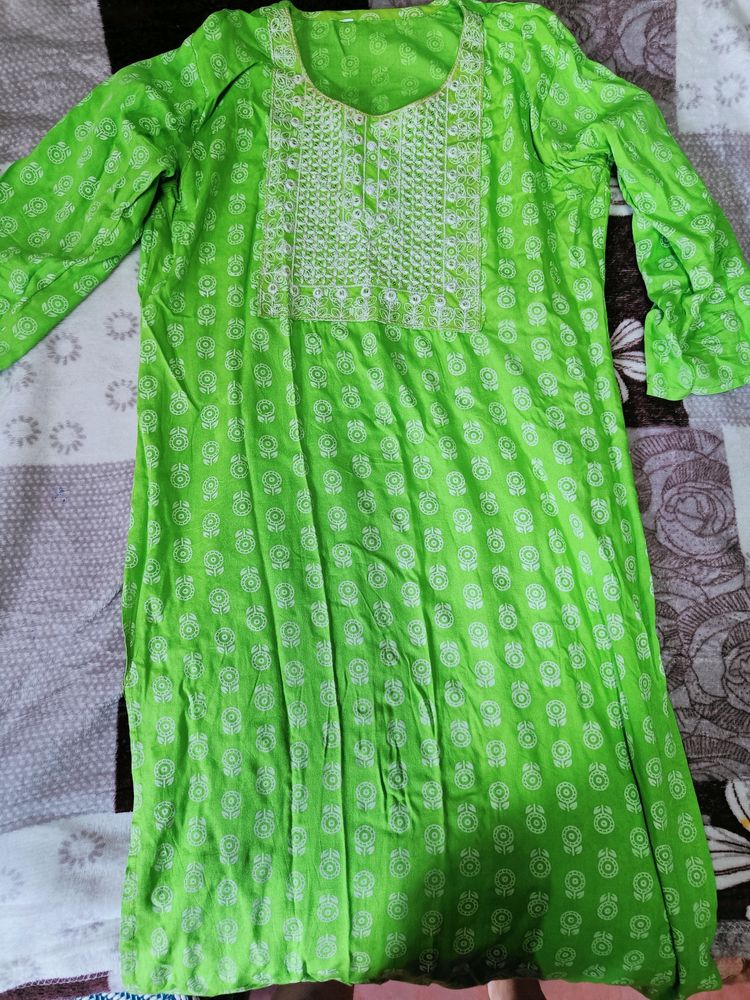 WOMEN STRAIGHT KURTA