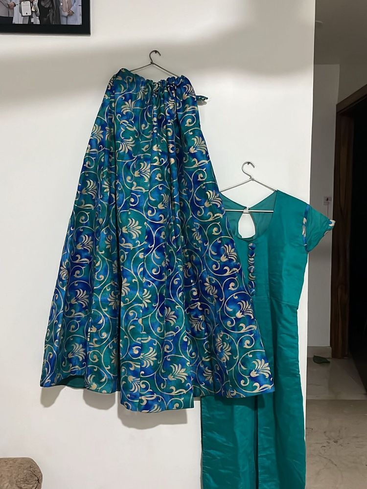 Party Wear 2 Piece Skirt And Front Cut Kurti