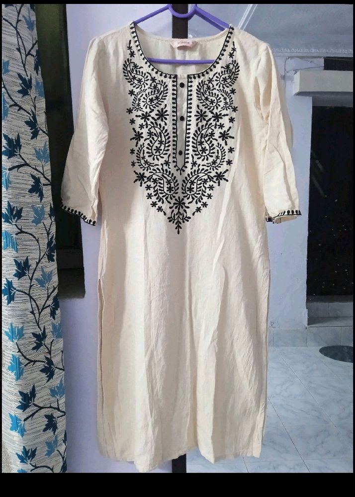 Neck Thread Work Kurta