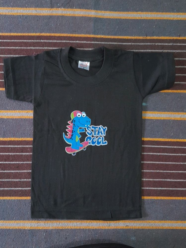 KIDS T SHIRT