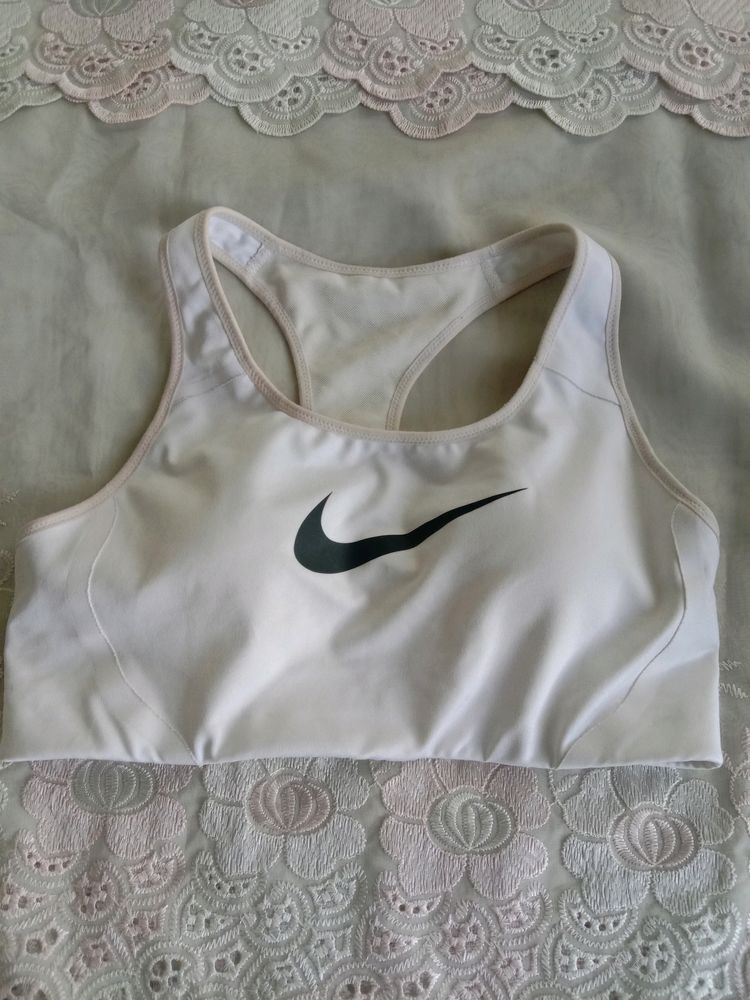 Nike active wear